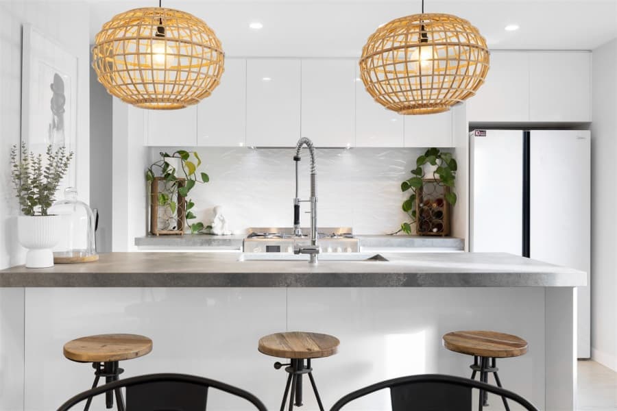 Commercial kitchen supply
